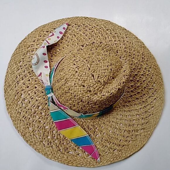 Handmade Vintage Straw Women Hat - Picture 2 of 16